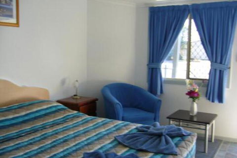 Kings Motor Inn & Steakhouse - Airlie Beach Holiday 7