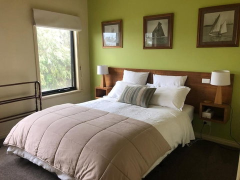Port Boutique Accommodation - Airlie Beach Holiday 4