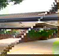 A Raceview Motor Inn - Airlie Beach Holiday