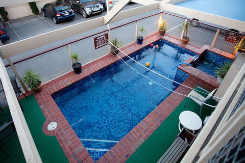 MAS Country Riverboat Lodge Motor Inn - Airlie Beach Holiday 5