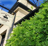 CocknBull Boutique Hotel - Airlie Beach Holiday