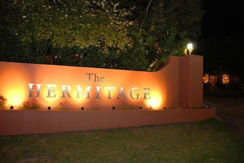 The Hermitage Motel - Airlie Beach Holiday 4