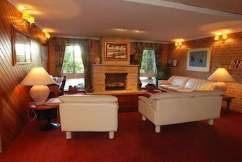 The Hermitage Motel - Airlie Beach Holiday 6