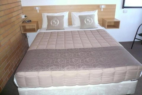 Grong Grong Motor Inn - Airlie Beach Holiday 6