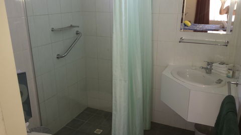 Kadina Village Motel - Airlie Beach Holiday 5
