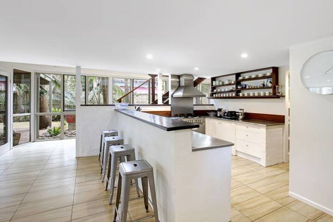 A Perfect Stay - Jimmy's Beach House - Airlie Beach Holiday 4