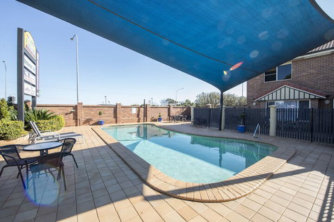 Cotswold Motor Inn - Airlie Beach Holiday 3