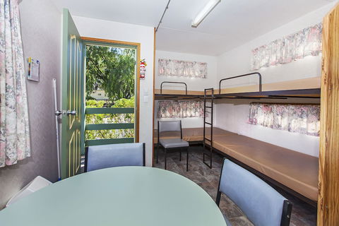 Naracoorte Holiday Park - Airlie Beach Holiday 1