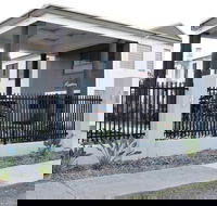 Western Downs Motor Inn - Airlie Beach Holiday