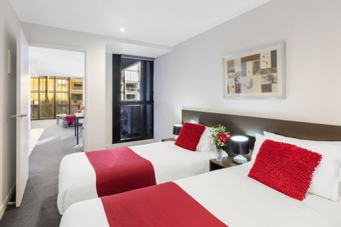 Aura On Flinders Serviced Apartments - Airlie Beach Holiday 2
