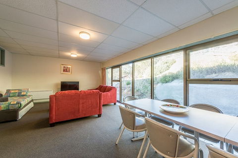 Falls Creek Country Club - Airlie Beach Holiday 2