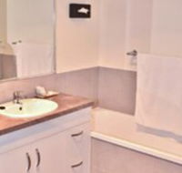 Swagsman Motel Miles - Airlie Beach Holiday