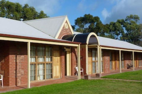 Coonawarra Units - Airlie Beach Holiday 0
