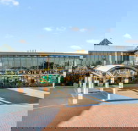 Quality Hotel Lighthouse - Airlie Beach Holiday