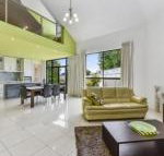 Merlot Verdelho Townhouses - Airlie Beach Holiday