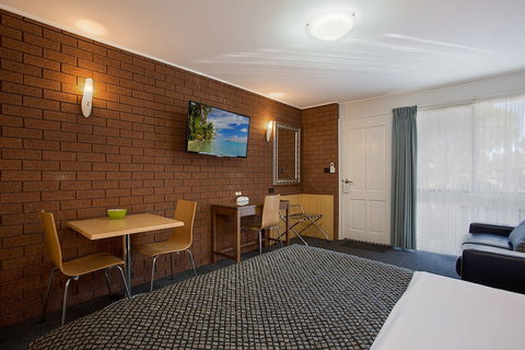 Hamilton Lonsdale Motel - Airlie Beach Holiday 1