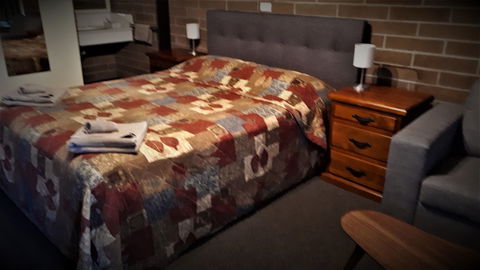Bordertown Motel - Airlie Beach Holiday 2
