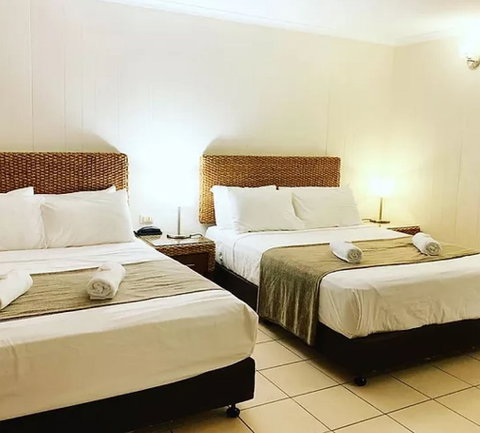 Pine Tree Motel - Airlie Beach Holiday 1