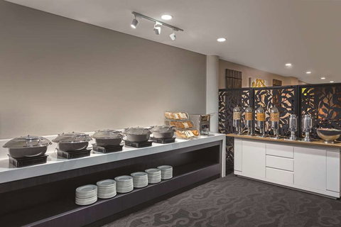 Rendezvous Hotel Perth Central - Airlie Beach Holiday 12