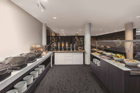 Rendezvous Hotel Perth Central - Airlie Beach Holiday 13