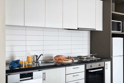 Punthill Essendon Grand - Airlie Beach Holiday 13