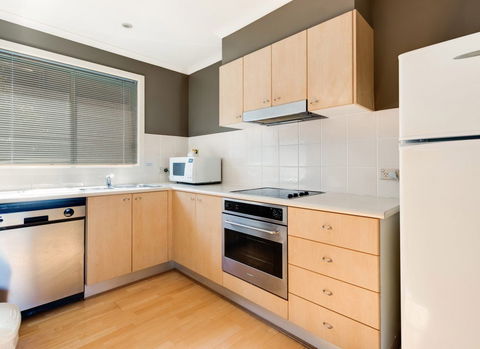 Aqualuna Beach Resort - Airlie Beach Holiday 6