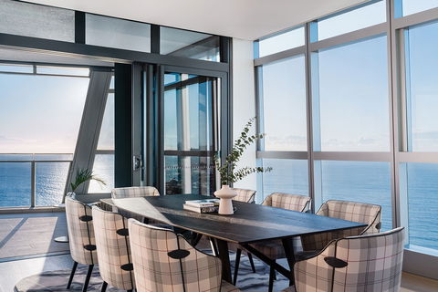 Langham, Gold Coast & Jewel Residences - Airlie Beach Holiday 8