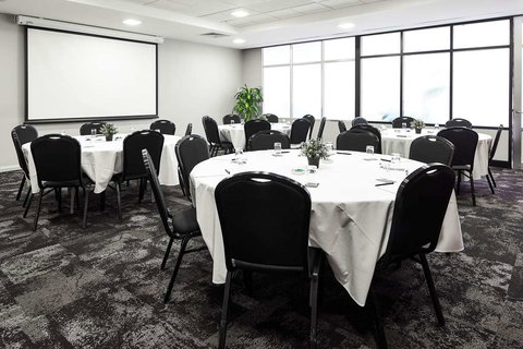 Quality Hotel Dickson - Airlie Beach Holiday 10