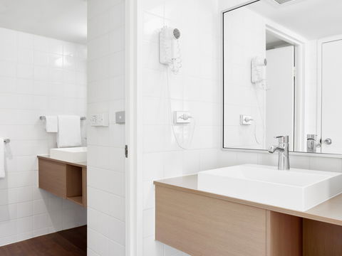 Ibis Hotel - Airlie Beach Holiday 7