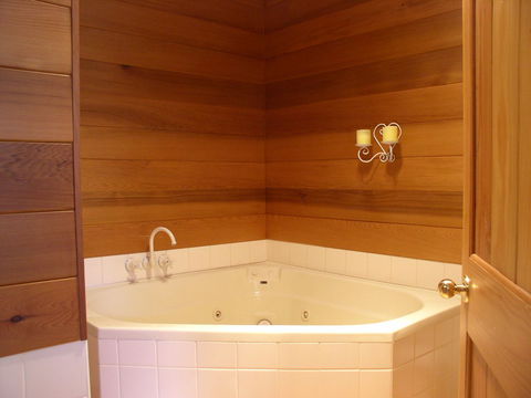 Kemeys Mountain Hideaway - Airlie Beach Holiday 2
