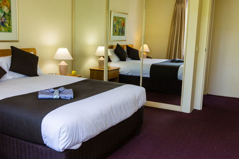 Kingston Terrace Serviced Apartments - Airlie Beach Holiday 1