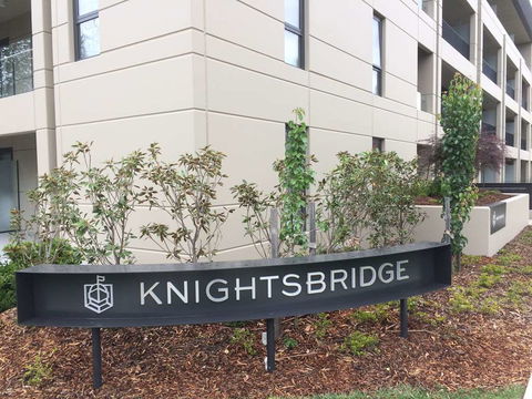 Knightsbridge Canberra - Airlie Beach Holiday 1