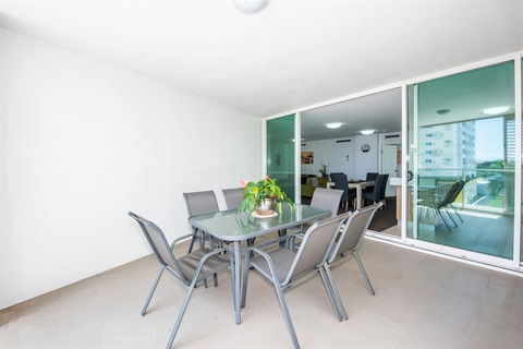 Lanai Riverside Apartments - Airlie Beach Holiday 0