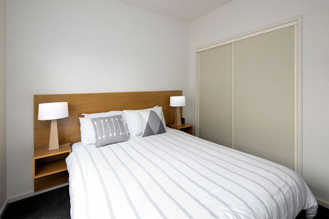 Lady Bay Resort - Airlie Beach Holiday 1
