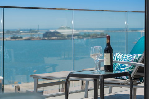 Astra Apartments Newcastle - Airlie Beach Holiday 17