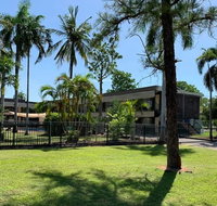 Pine Tree Motel - Airlie Beach Holiday