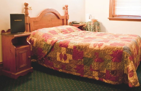 O'Malleys Hotel - Airlie Beach Holiday 1