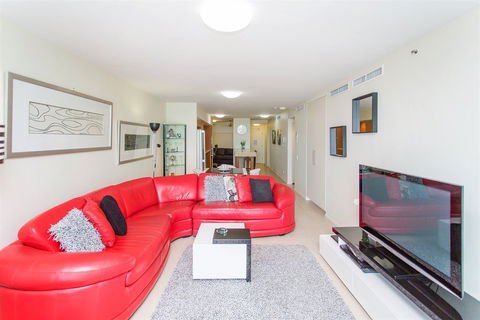 Lanai Riverside Apartments - Airlie Beach Holiday 2
