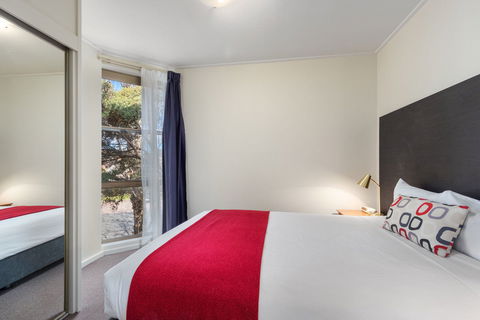 Knox International Hotel - Airlie Beach Holiday 2
