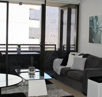 Modern Executive AptBarton1BRWiFiGymSecure ParkingCanberra - Airlie Beach Holiday