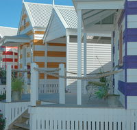 Beach Huts Middleton - Airlie Beach Holiday