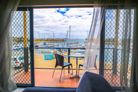 Marina Hotel - Airlie Beach Holiday 29