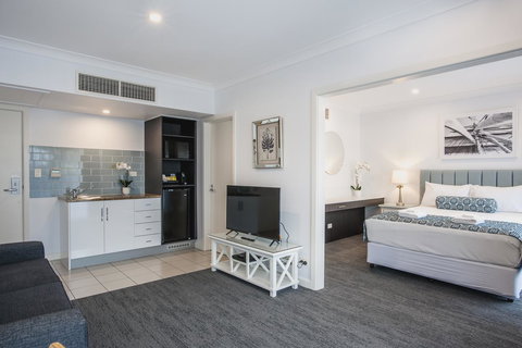 Marina Hotel - Airlie Beach Holiday 26