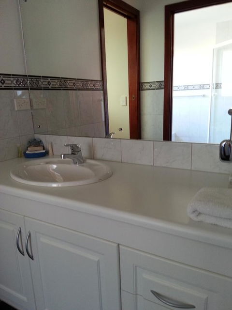 Birubi Holiday Homes Kangaroo Island - Airlie Beach Holiday 4