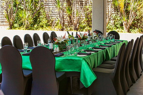 Hotel Grand Chancellor Adelaide - Airlie Beach Holiday 33