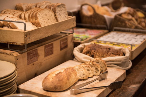 Hotel Grand Chancellor Adelaide - Airlie Beach Holiday 17