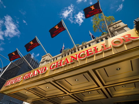Hotel Grand Chancellor Adelaide - Airlie Beach Holiday 5