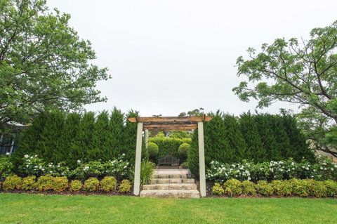 S T U D I O 22 Peaceful Retreat With Garden Views - Airlie Beach Holiday 10