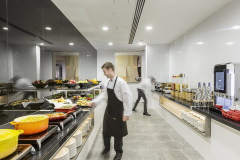 Ibis Adelaide - Airlie Beach Holiday 17