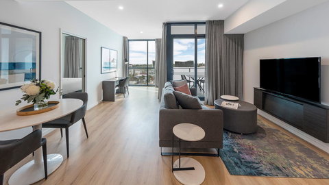 Avani Adelaide Residences - Airlie Beach Holiday 18